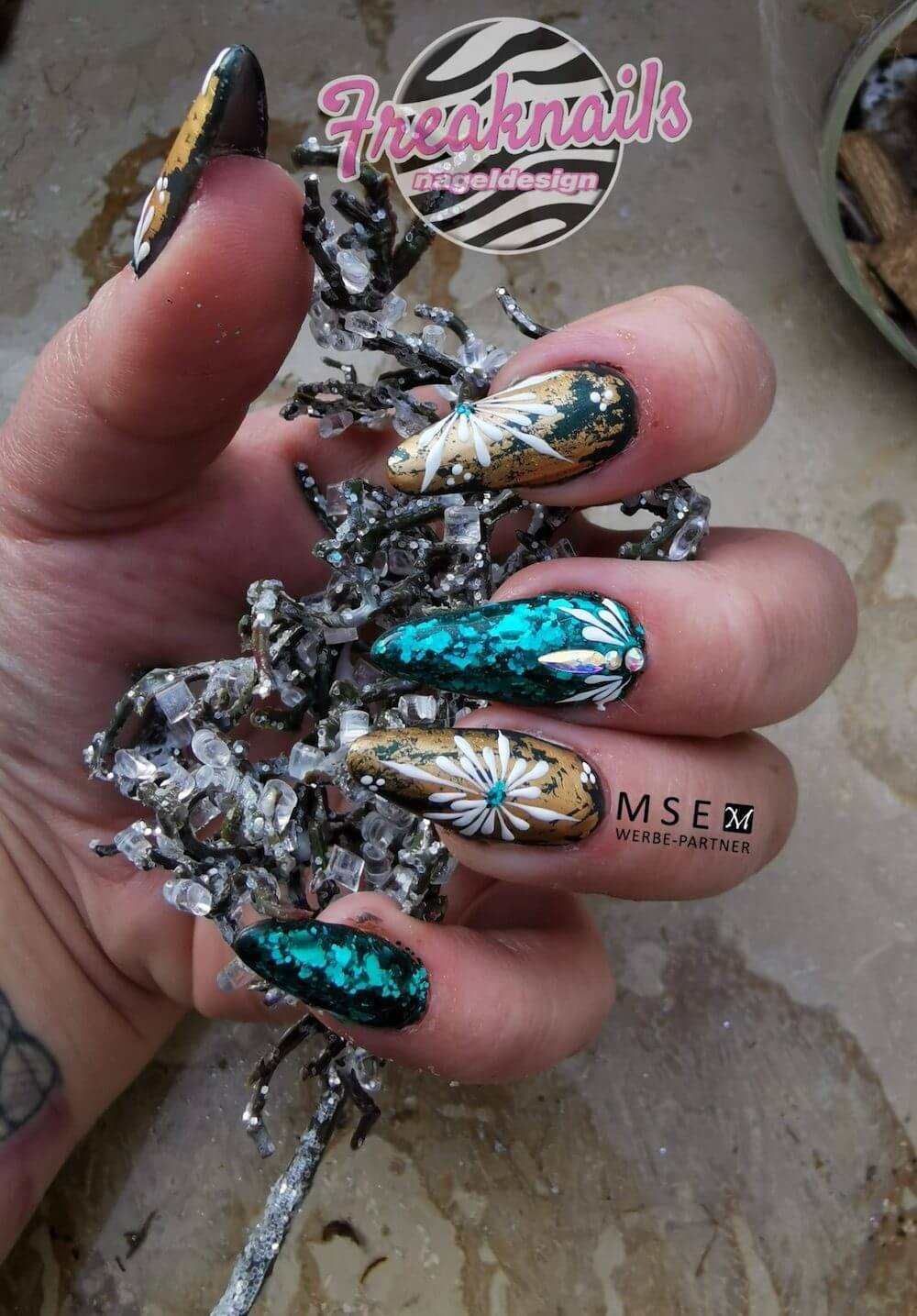 #133 Premium-EFFEKT Color Gel 5ml Dunkelgrün mit grünem Perlglanz - MSE - The Beauty Company