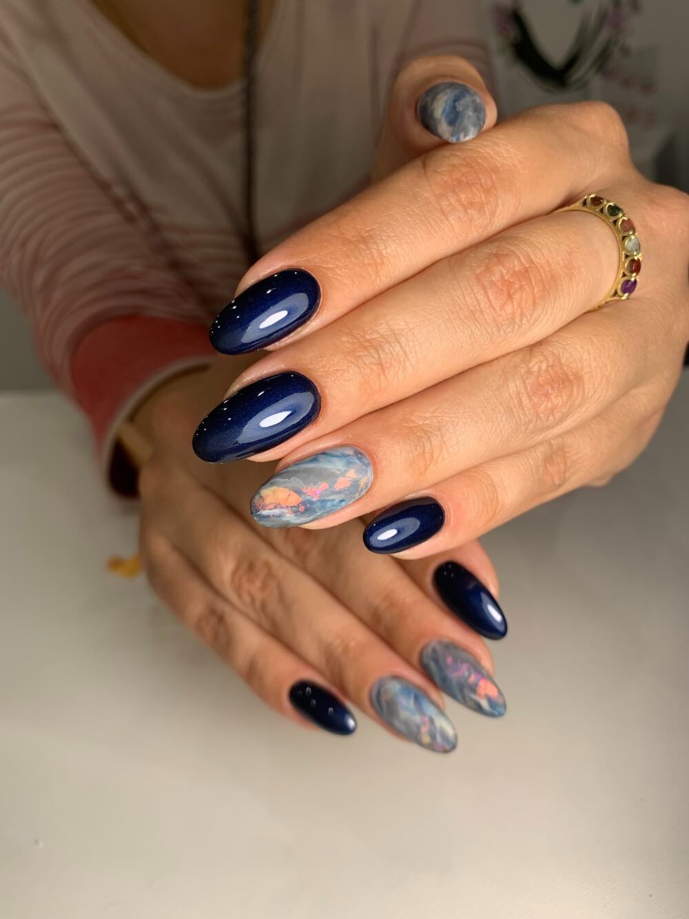 #137 Premium-EFFEKT Color Gel 5ml Sehr dunkles Blau mit blauem Perlglanz - MSE - The Beauty Company